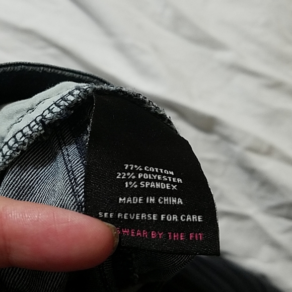 Torrid plus size 24 leopard print blue jeans - Picture 3 of 5